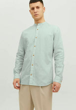 Carica l&#39;immagine nel visualizzatore di Gallery, Camicia Jack &amp; Jones Summer Band granite green
