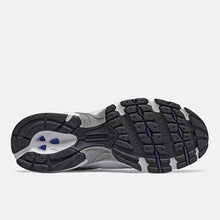 Carica l&#39;immagine nel visualizzatore di Gallery, Scarpe sneakers New Balance 530 white blu
